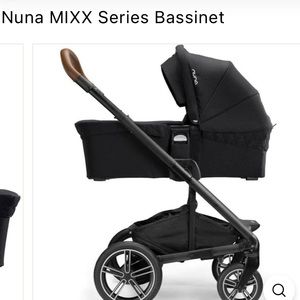 Nuna Bassinet
